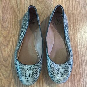 Lucky Brand flats